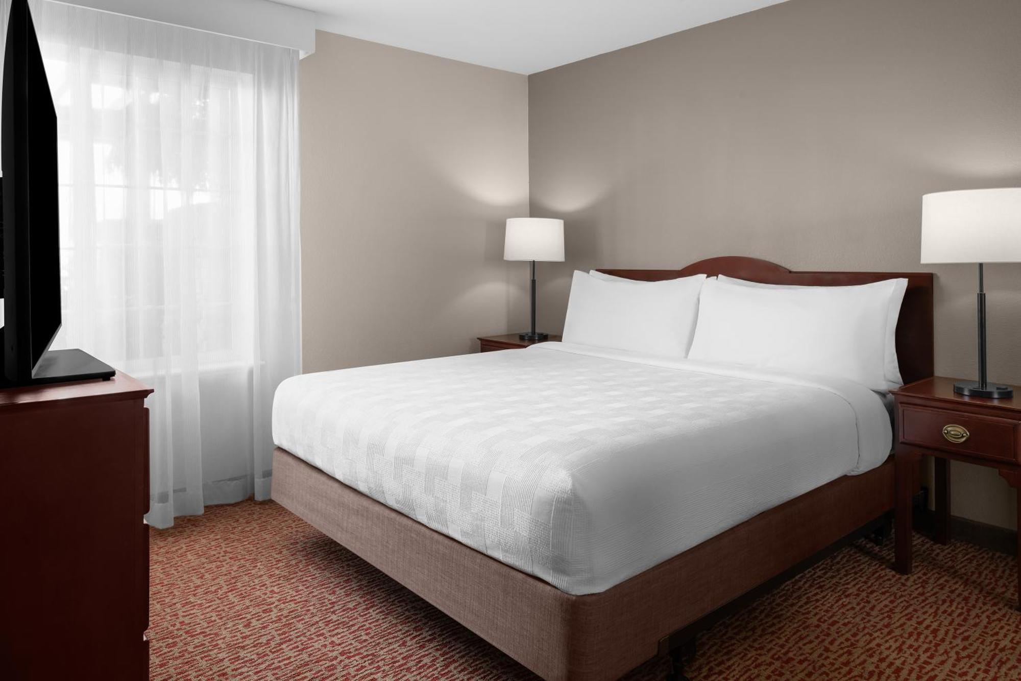 Larkspur Landing Extended Stay Suites Белвью Экстерьер фото
